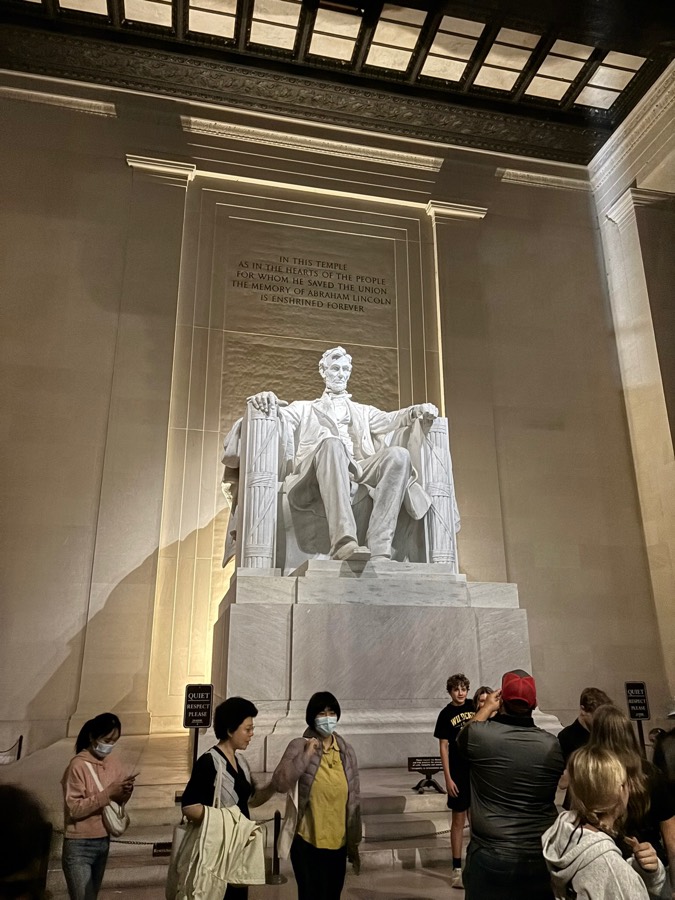 Abraham Lincoln statue inside the Lincoln Memorial