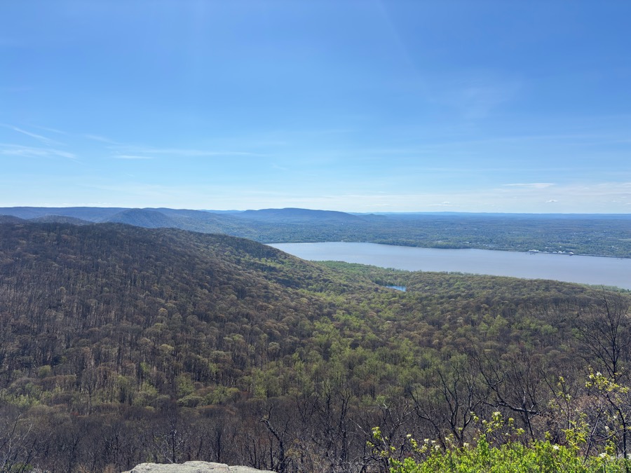 Hudson Valley from the Cold Spring to Beacon trail